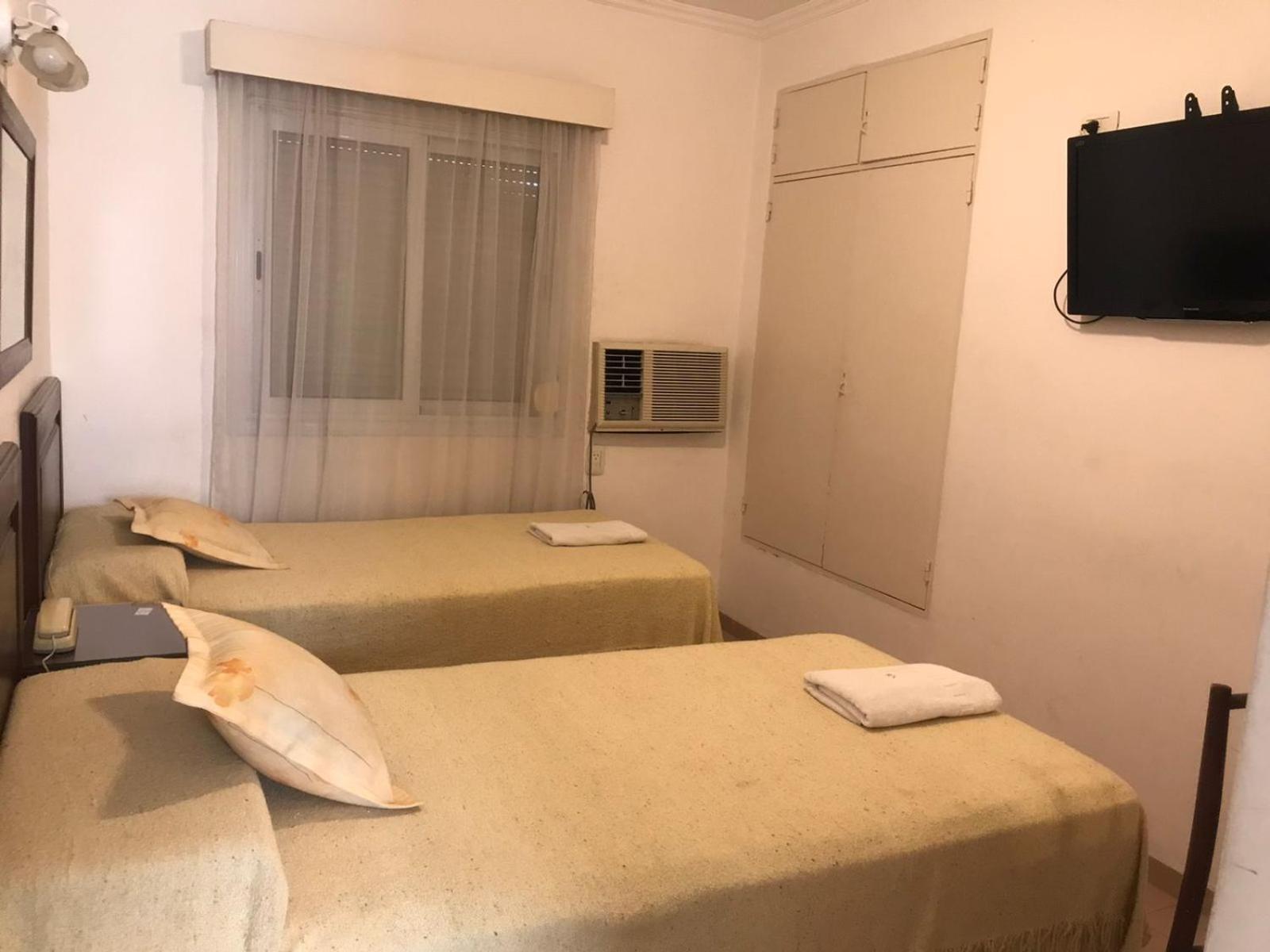 Nuevo Hotel Bristol Santiago del Estero Bagian luar foto