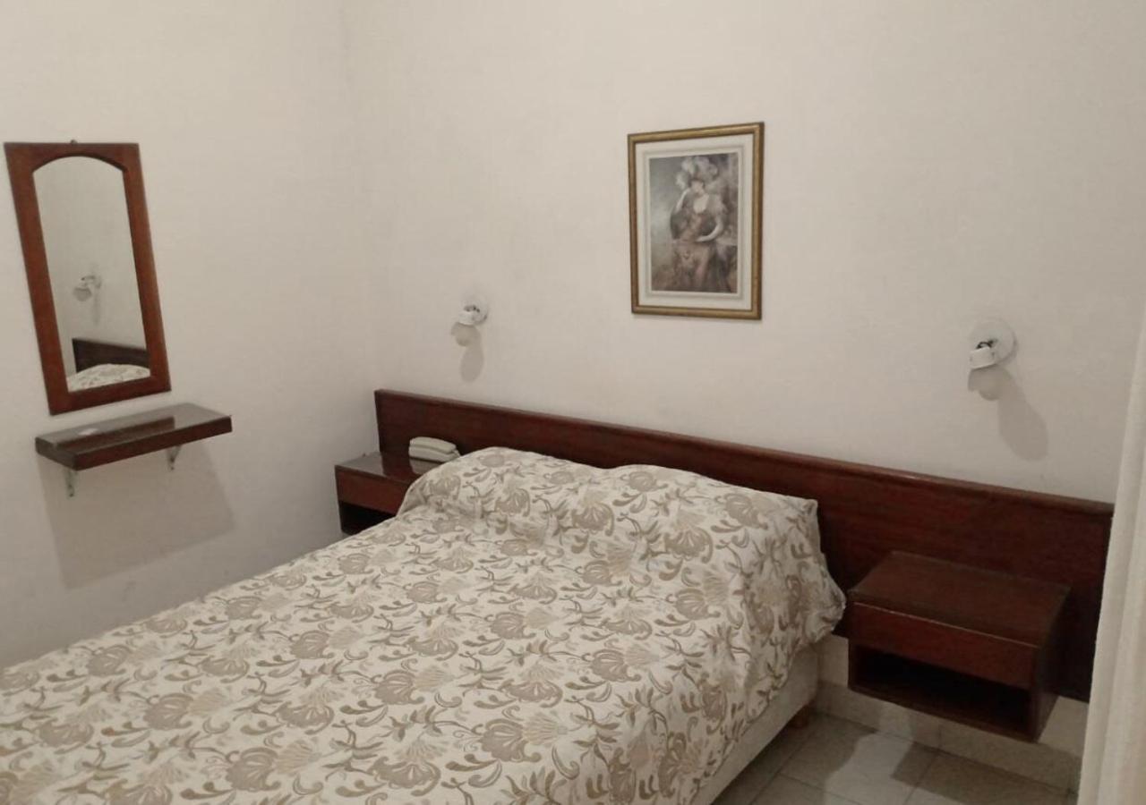 Nuevo Hotel Bristol Santiago del Estero Bagian luar foto