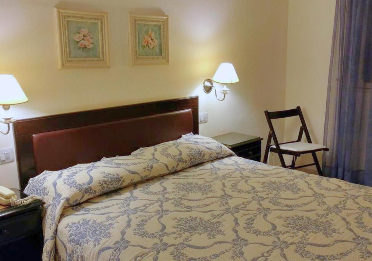 Nuevo Hotel Bristol Santiago del Estero Bagian luar foto