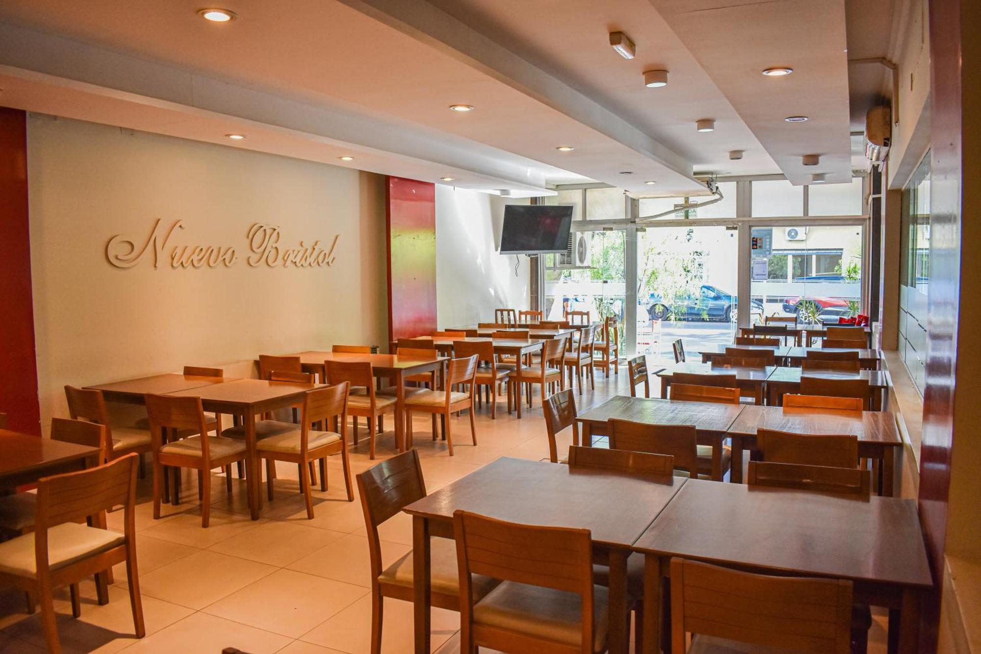 Nuevo Hotel Bristol Santiago del Estero Bagian luar foto